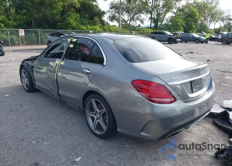 2015 Mercedes-Benz C 300 Sport from USA, damaged, VIN 55SWF4JB2FU044915